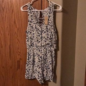American Eagle romper Size S